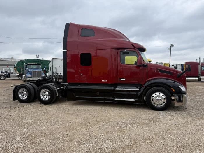2023 Peterbilt 579 — photo 32