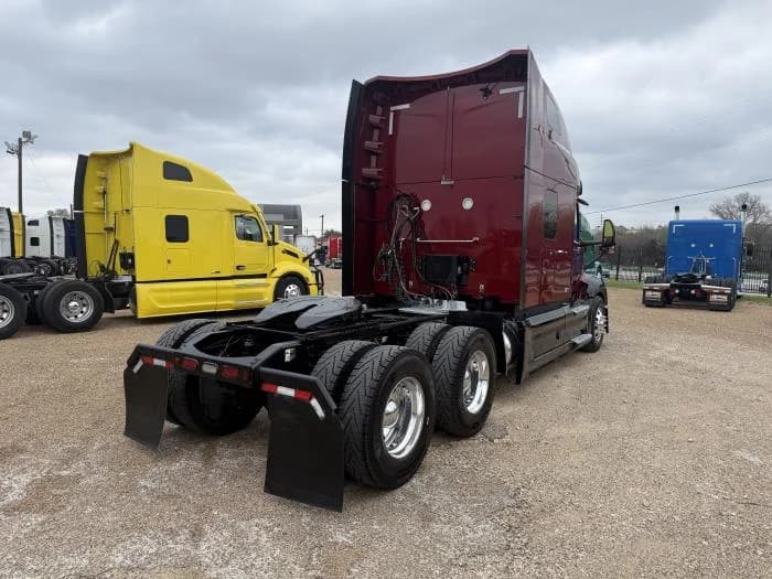 2023 Peterbilt 579 — photo 38