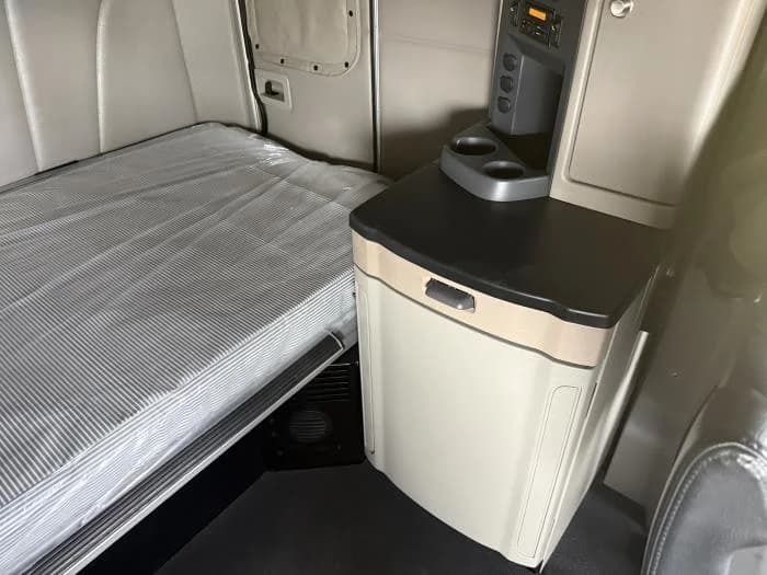 2023 Peterbilt 579 — photo 21