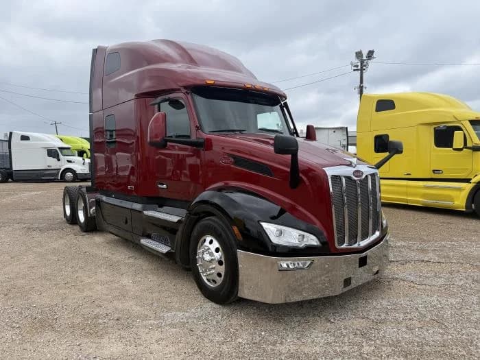 2023 Peterbilt 579 — photo 28
