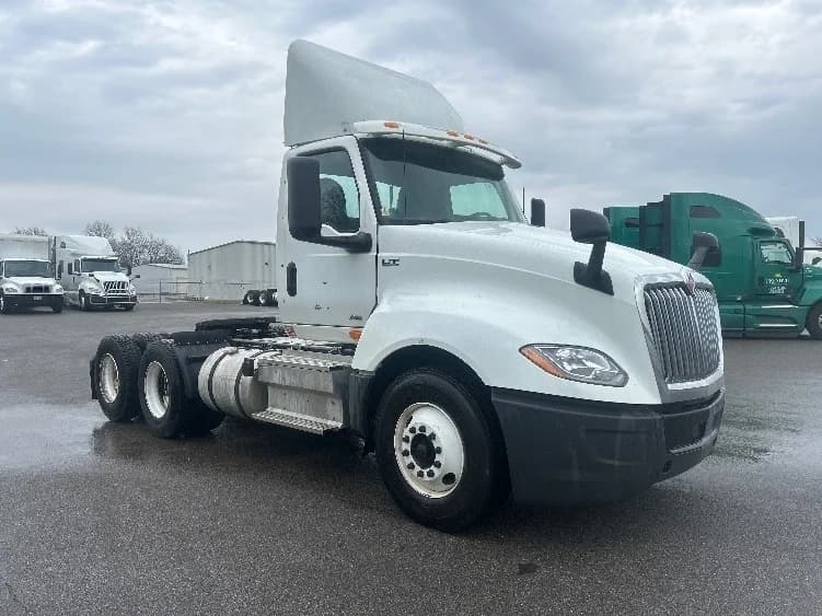 2019 International LT in Akron, OH