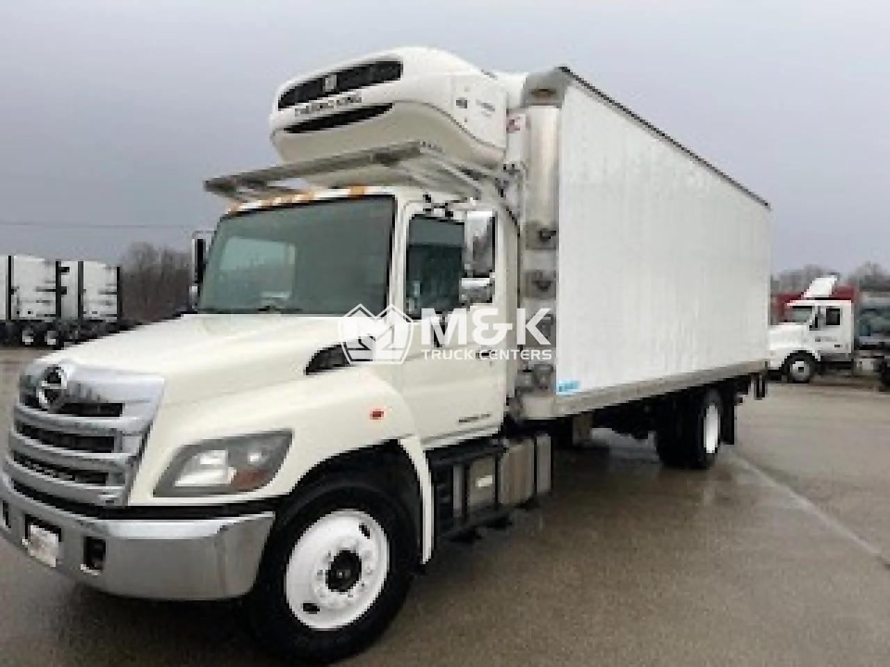 2015 Hino 268