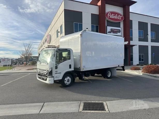 2025 Isuzu NPR