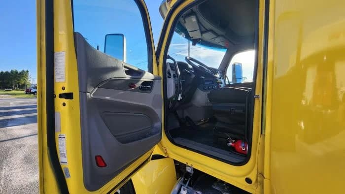 2021 Peterbilt 579 in Lake City, FL — photo 10