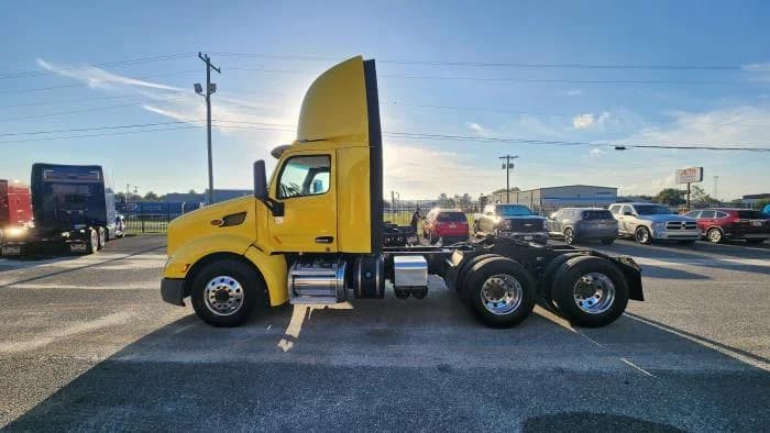 2021 Peterbilt 579 in Lake City, FL — photo 3