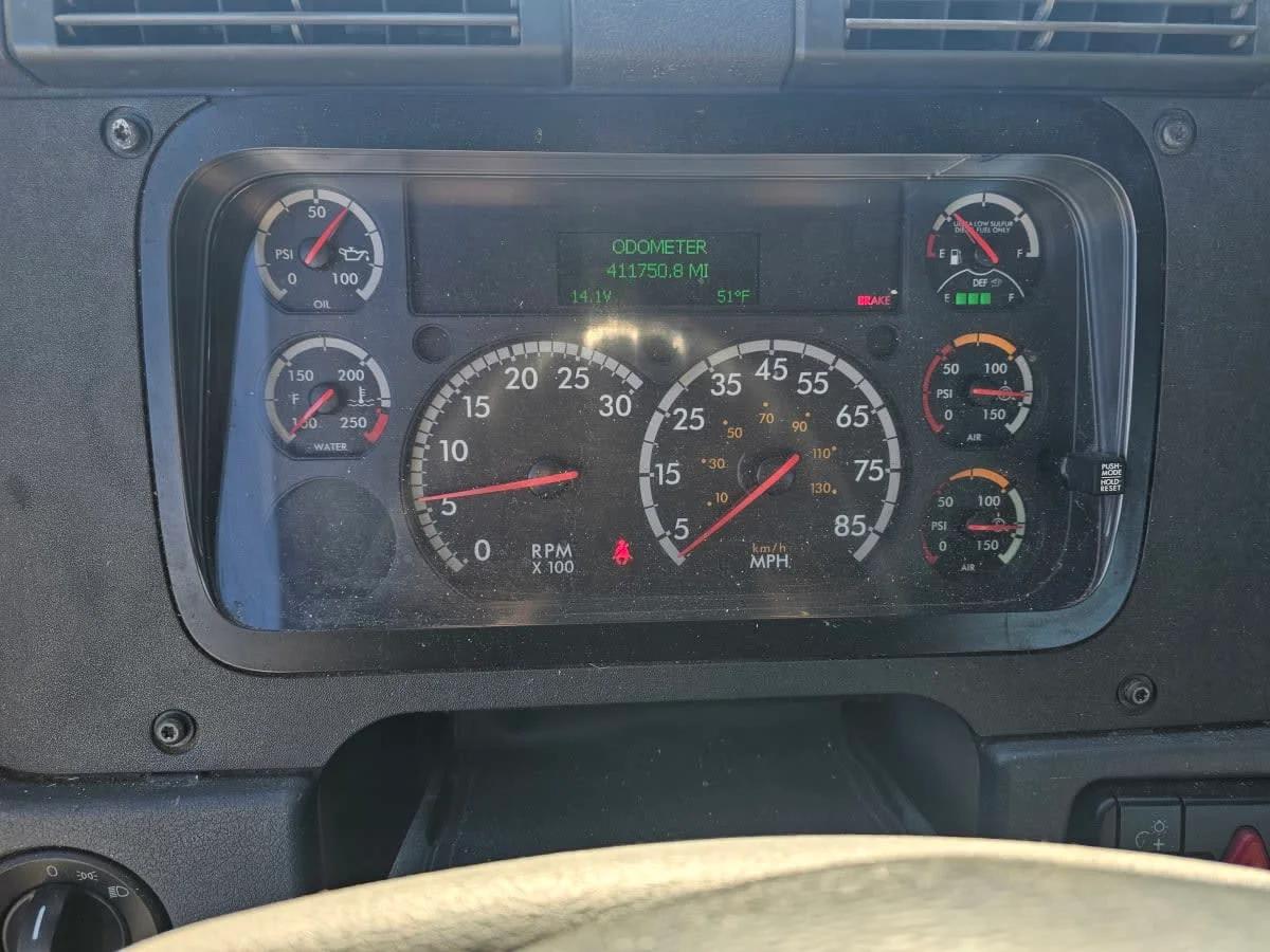 2019 Freightliner Cascadia in North Little Rock, AR — photo 10