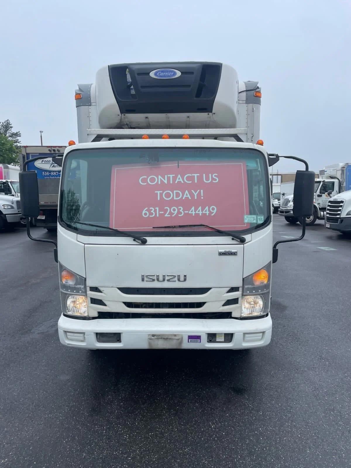 2020 Isuzu NRR in Farmingdale, NY — photo 2