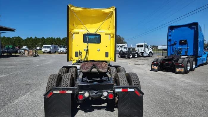 2021 Peterbilt 579 in Jacksonville, FL — photo 8