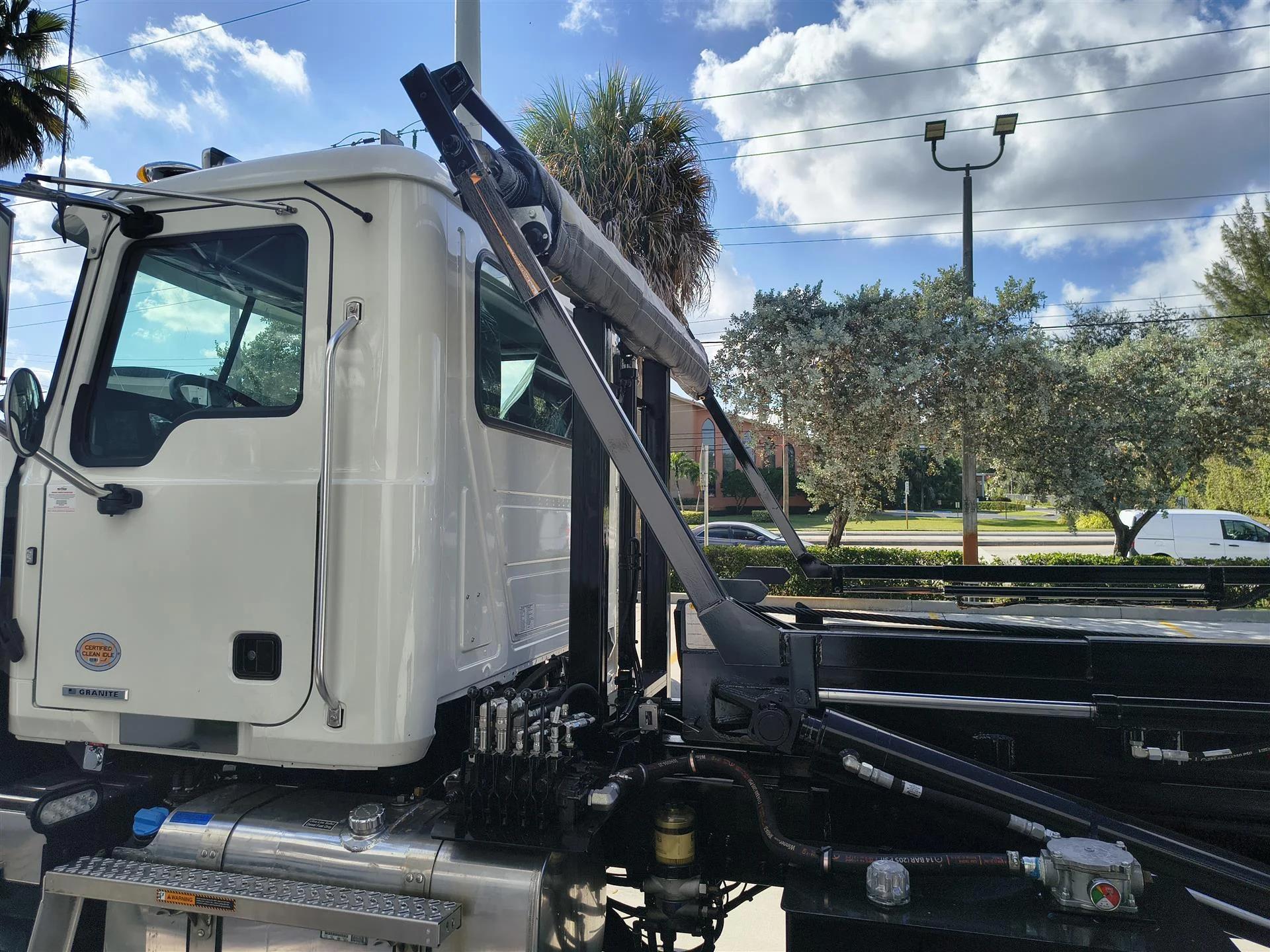 2026 Mack Granite in Miami, FL — photo 8