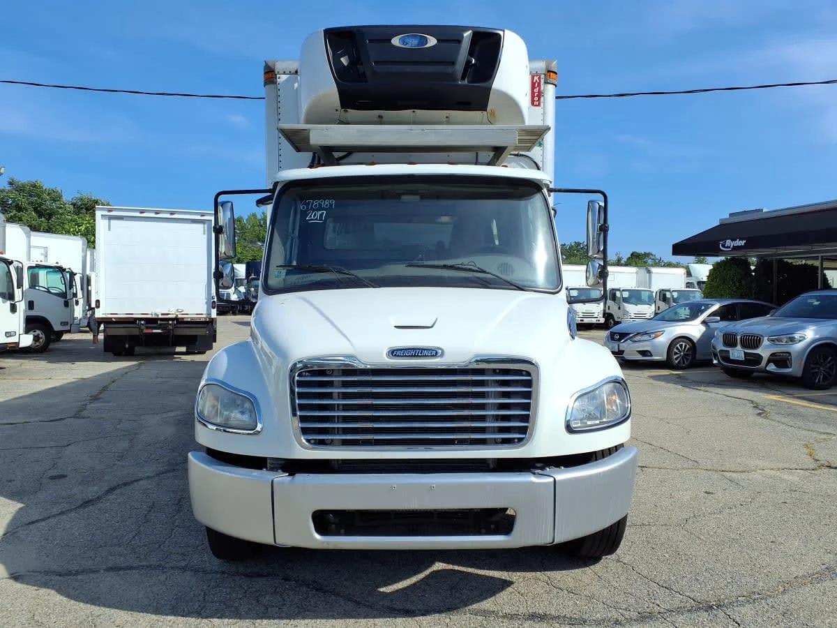 2017 Freightliner M2 106 in Warwick, RI — photo 2