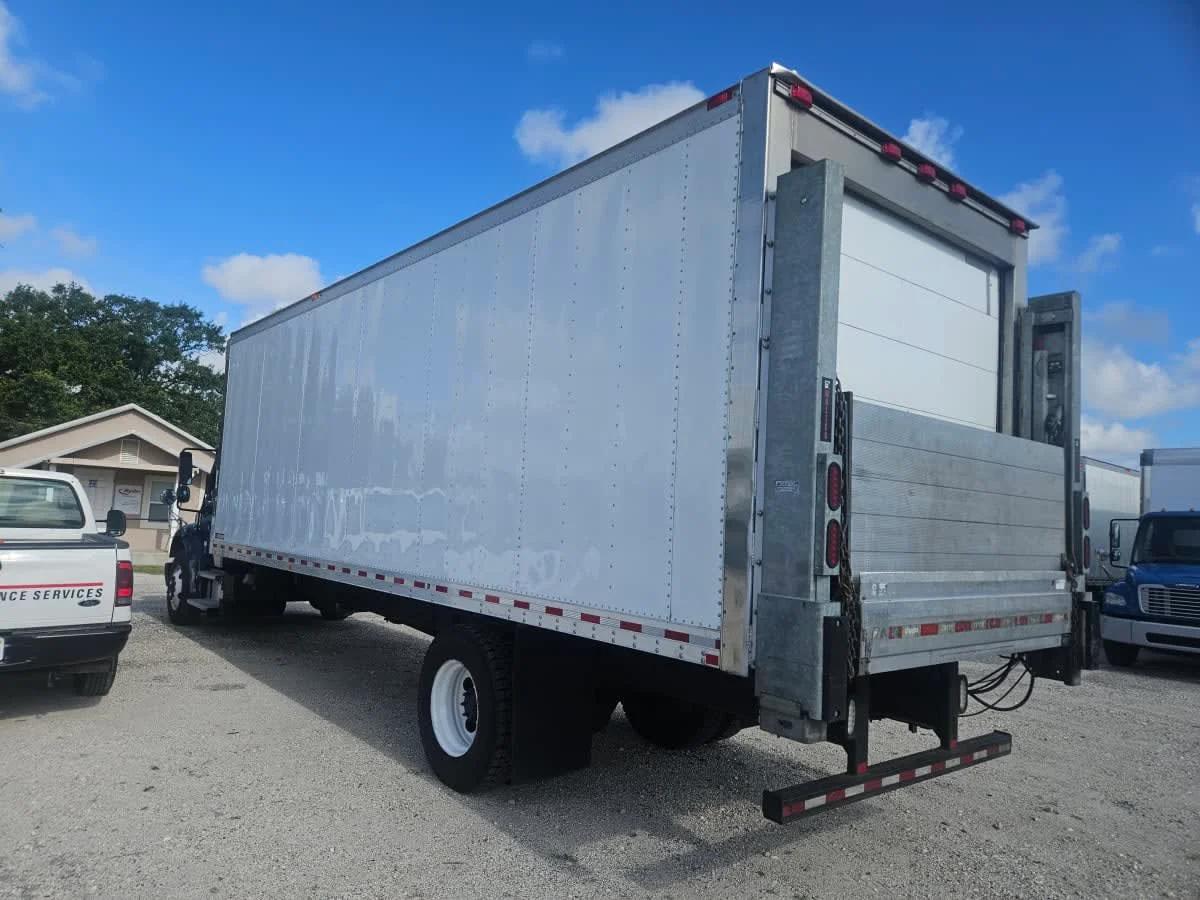 2019 Freightliner M2 106 in Orlando, FL — photo 6
