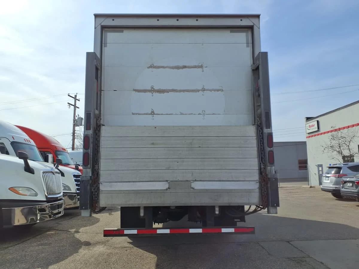 2018 International 4300 in Minneapolis, MN — photo 5