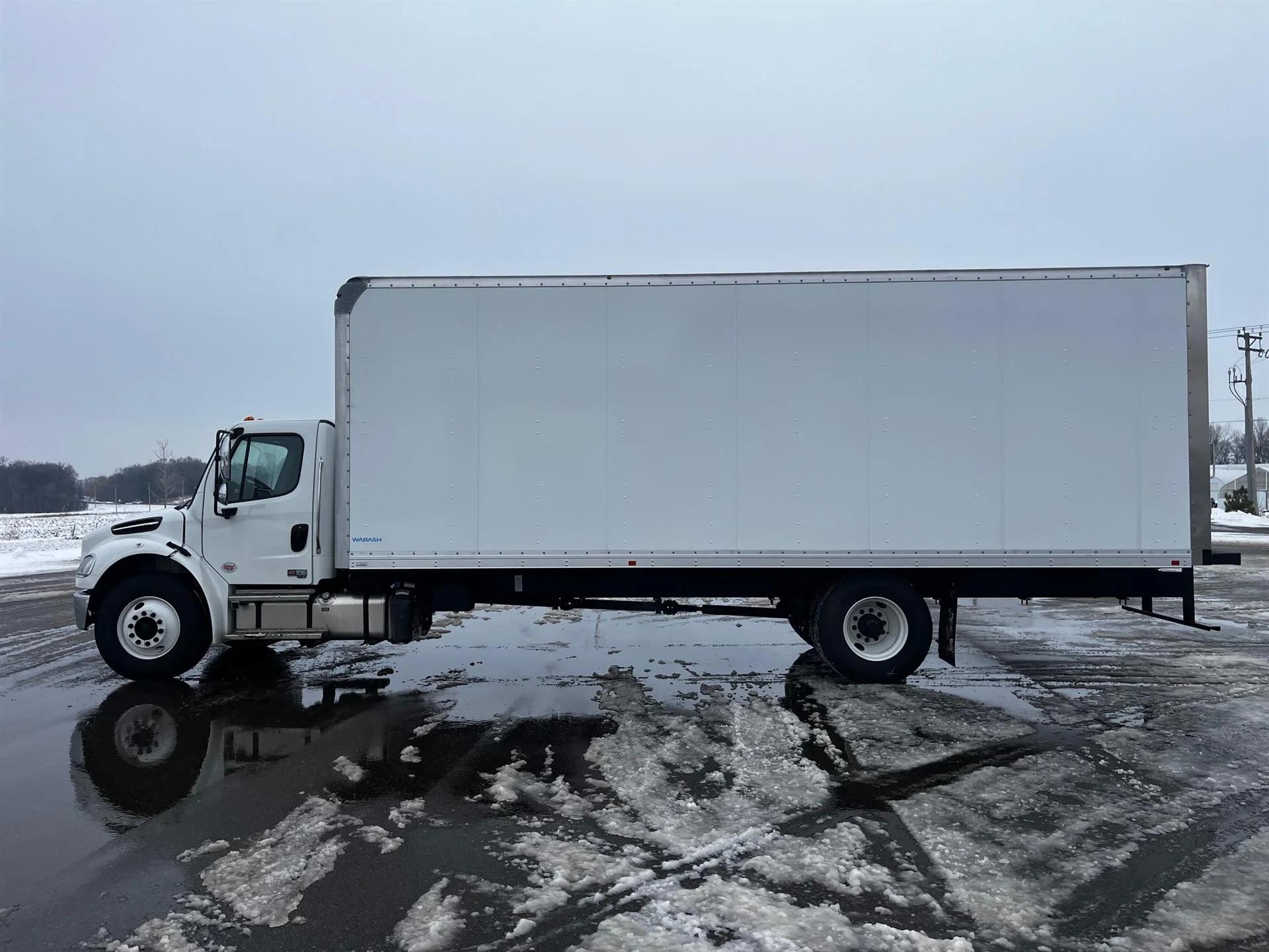 2026 Freightliner M2 106 in Inver Grove Heights, MN — photo 6
