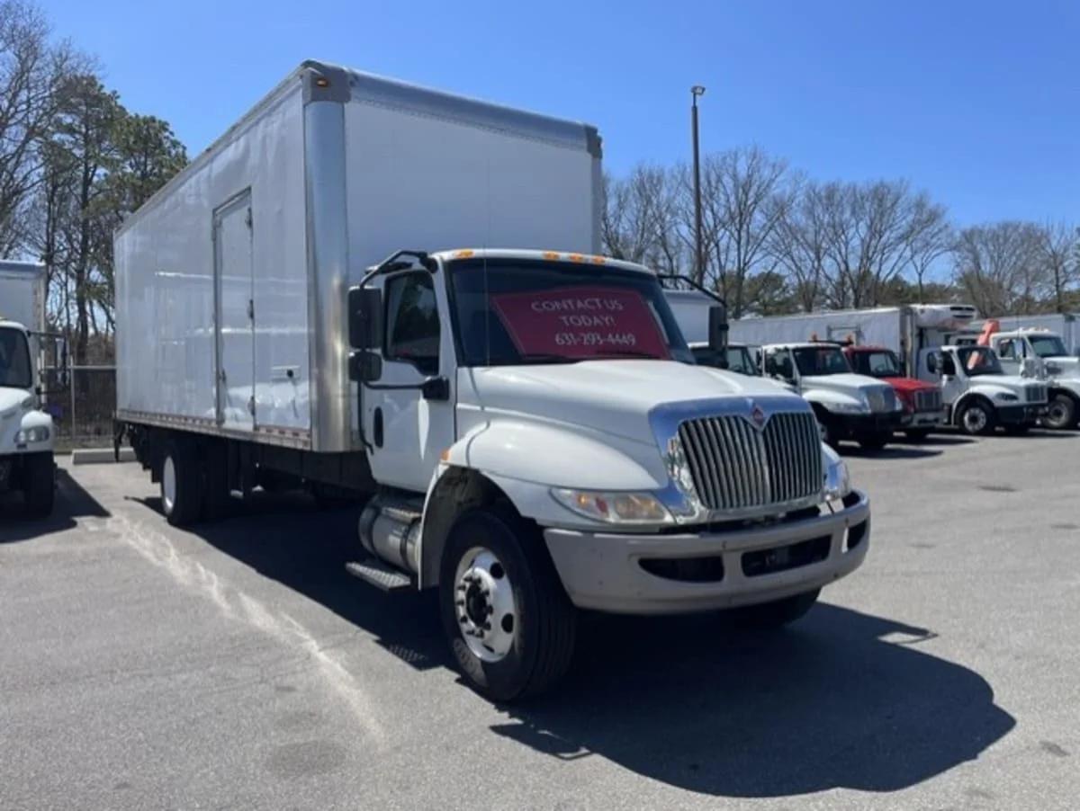 2019 International MV in Farmingdale, NY — photo 3