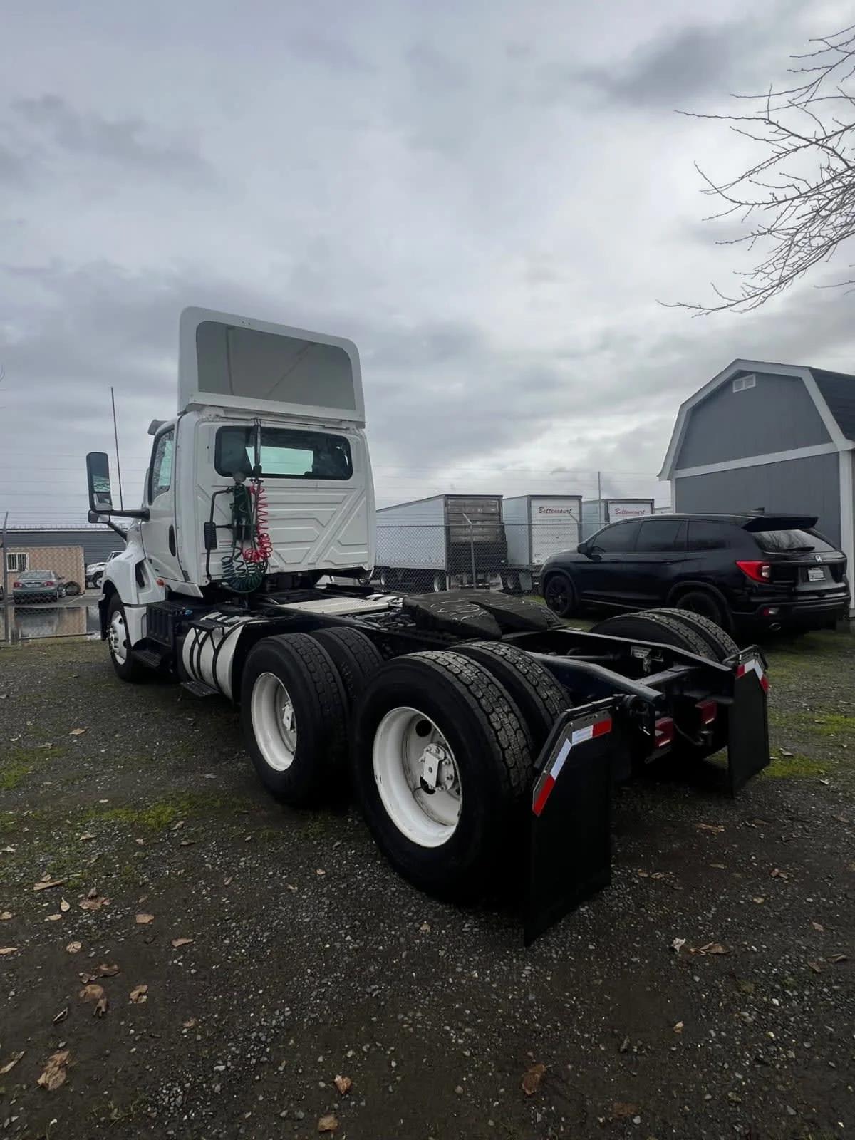 2018 International LT in West Sacramento, CA — photo 6