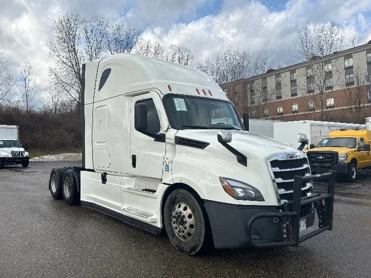 2022 Freightliner Cascadia