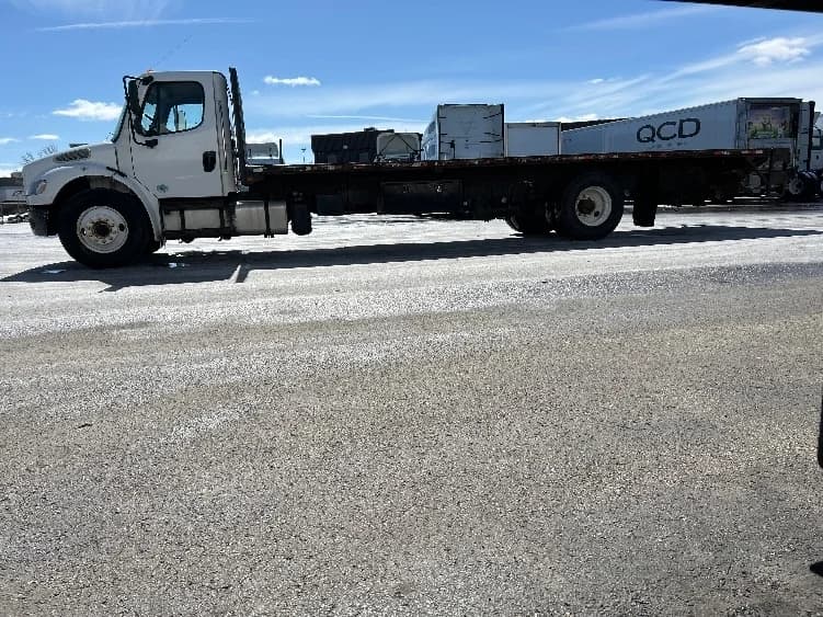 2018 Freightliner M2 106 in La Porte, IN — photo 4