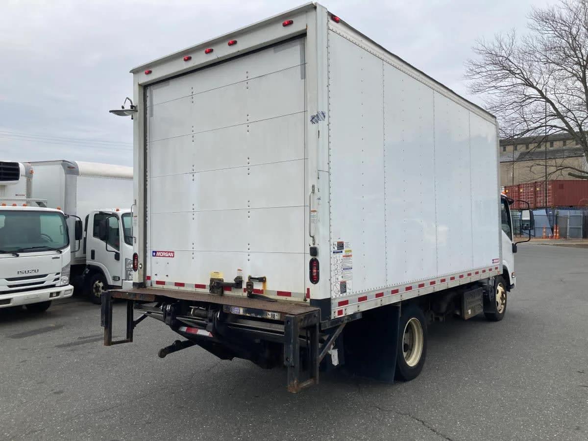 2018 Isuzu NQR in Springfield, MA — photo 4
