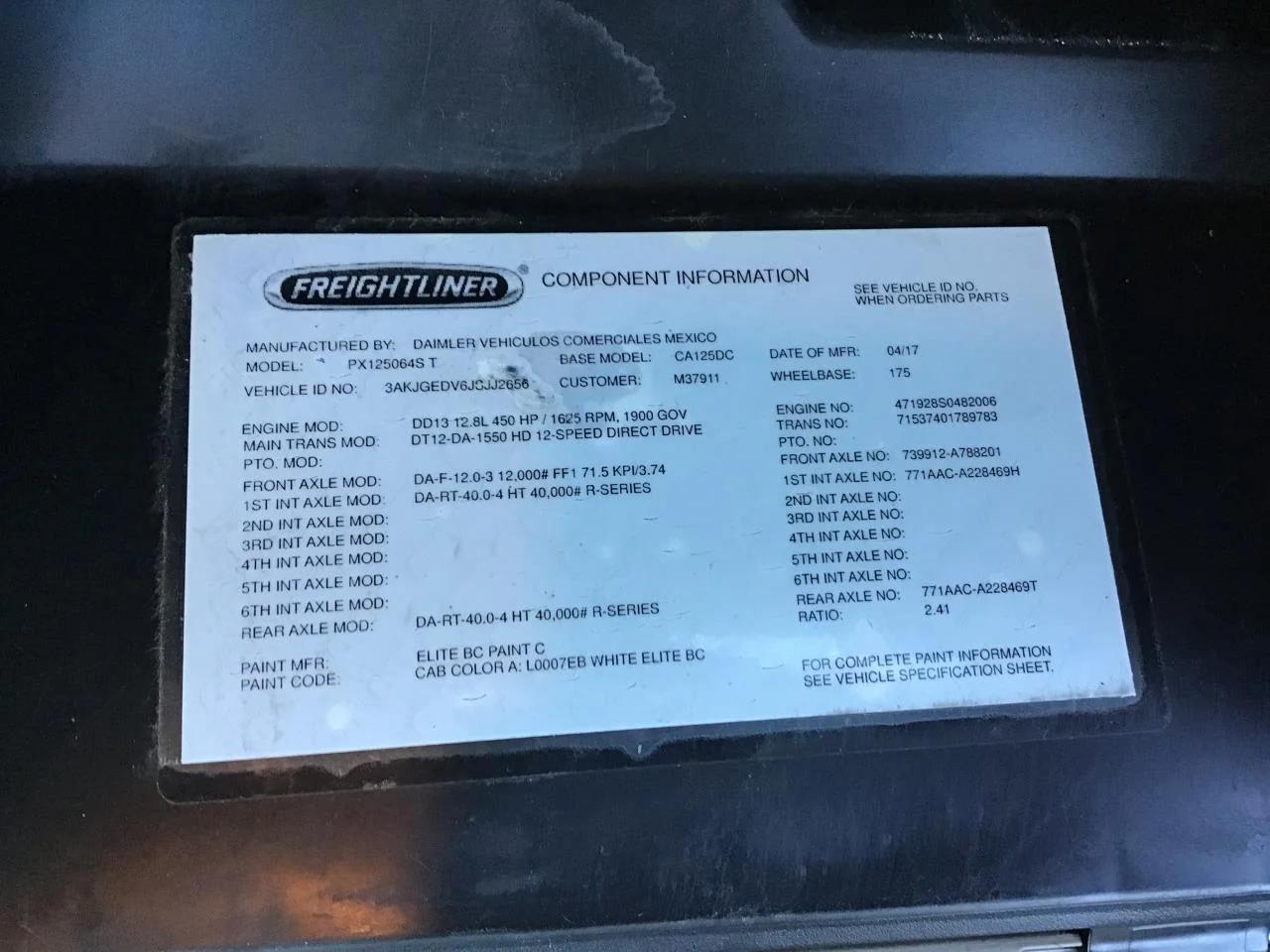 2018 Freightliner Cascadia in Pacific, WA — photo 7
