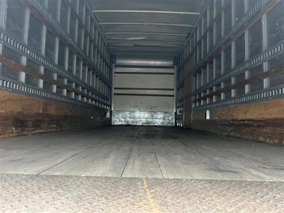 2019 International 4300 in Beltsville, MD — photo 8