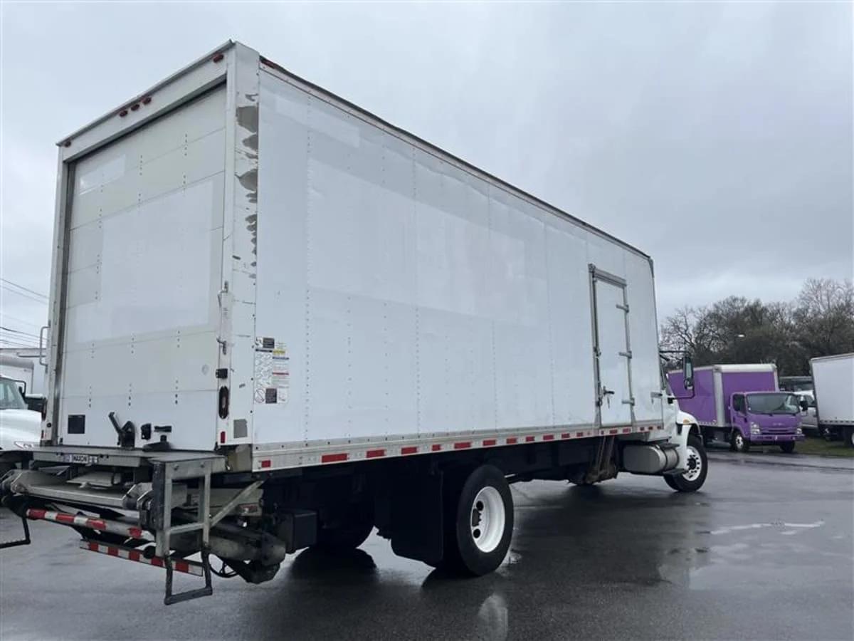 2019 International 4300 in Beltsville, MD — photo 4