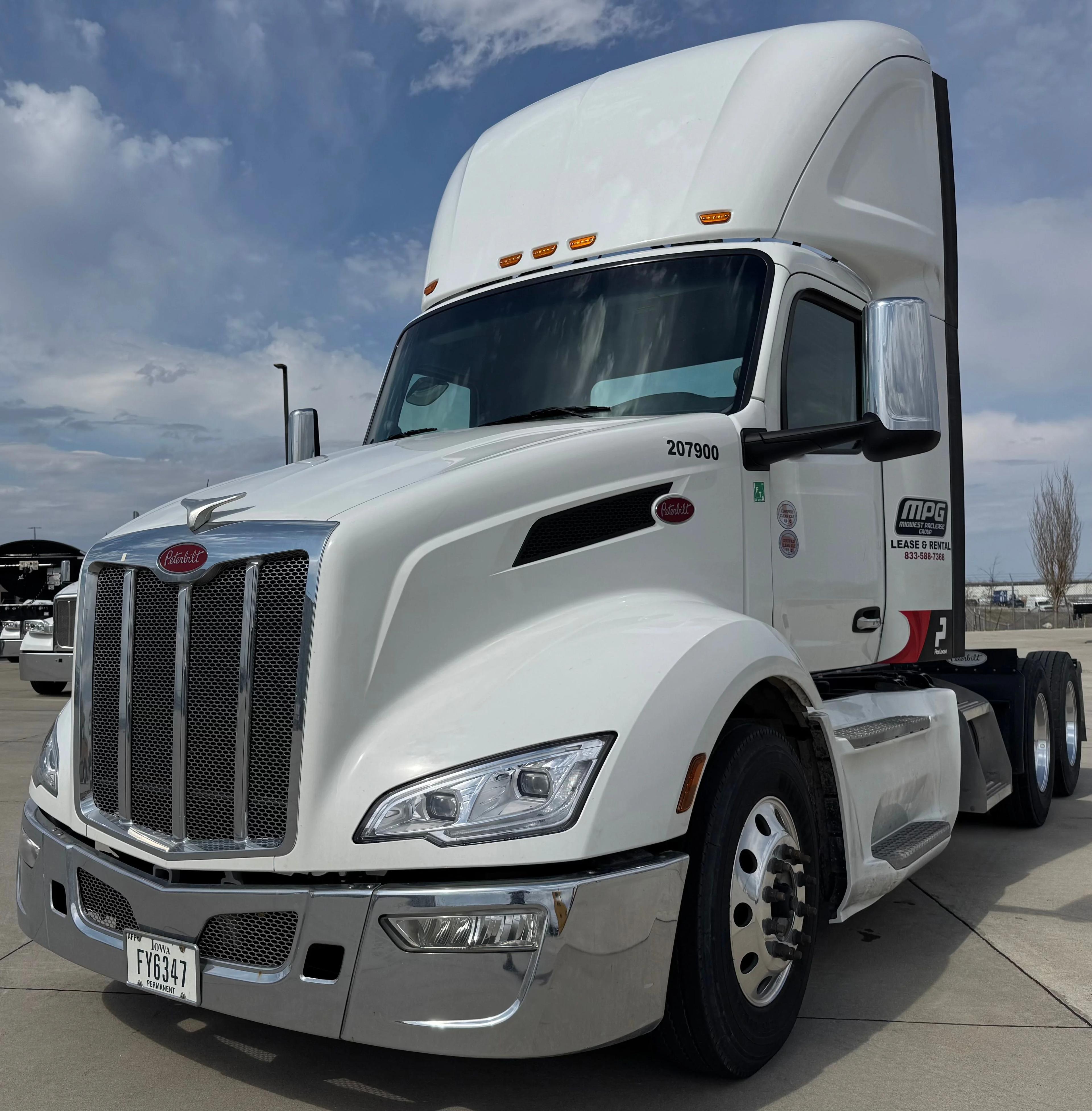 2025 Peterbilt 579 in City