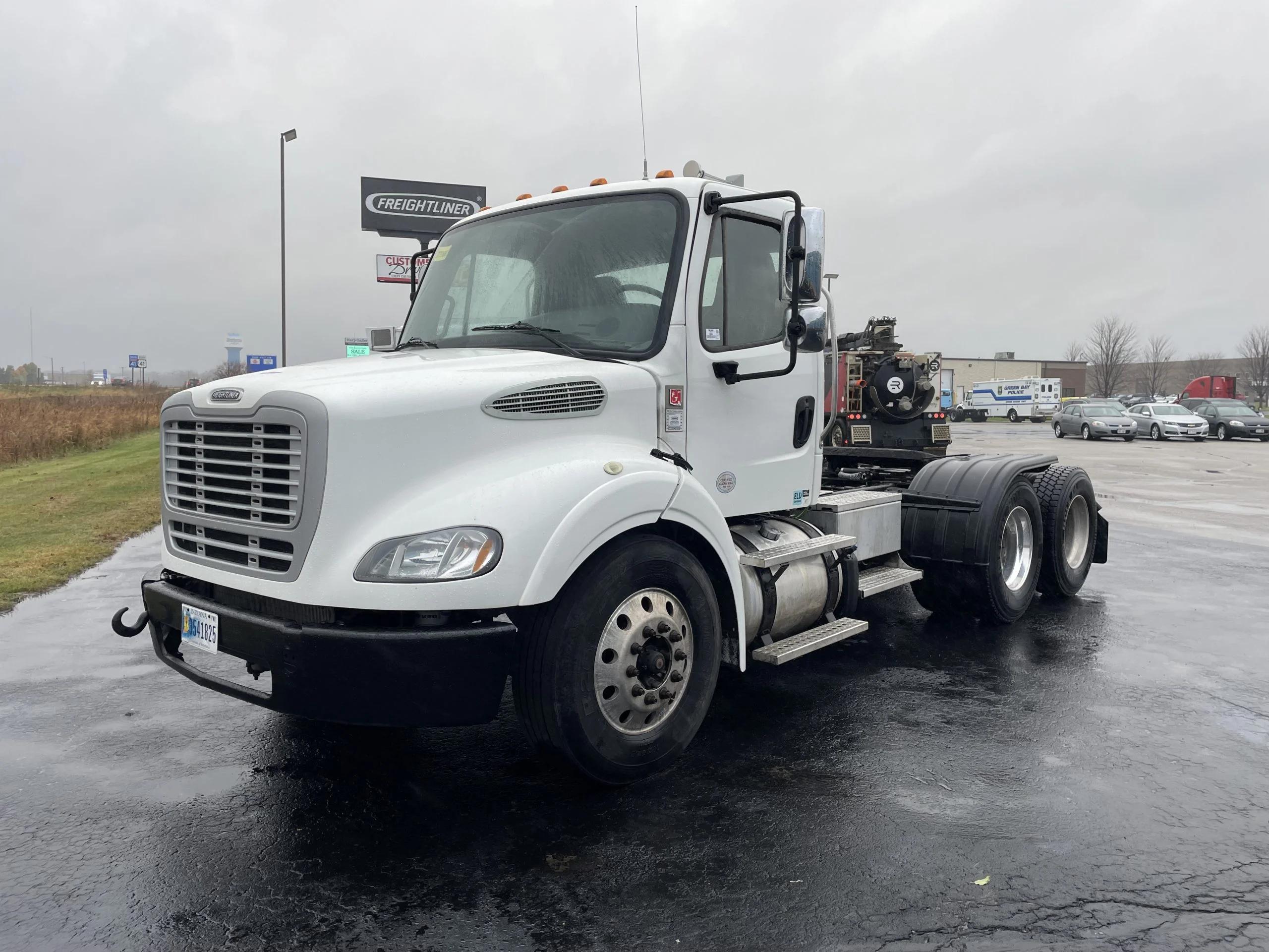 2018 Freightliner M2 112