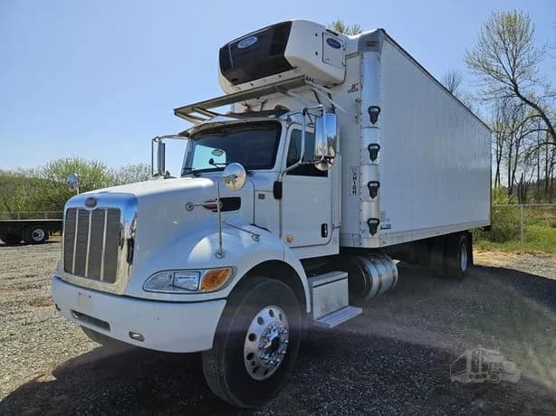 2017 PETERBILT 337