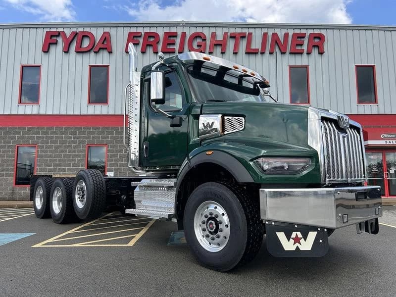 2026 Western Star 49X in Walton, KY — photo 14