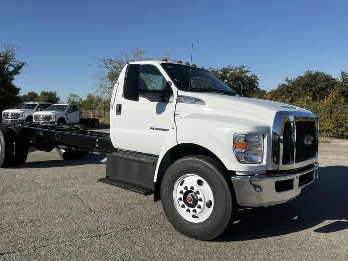 2026 Ford F-650 in Dallas, TX — photo 9