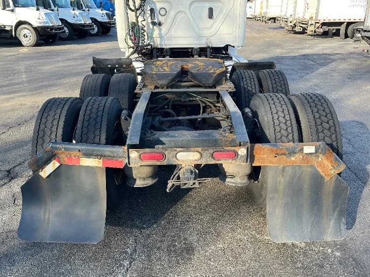 2019 Freightliner Cascadia in Parsippany, NJ — photo 6