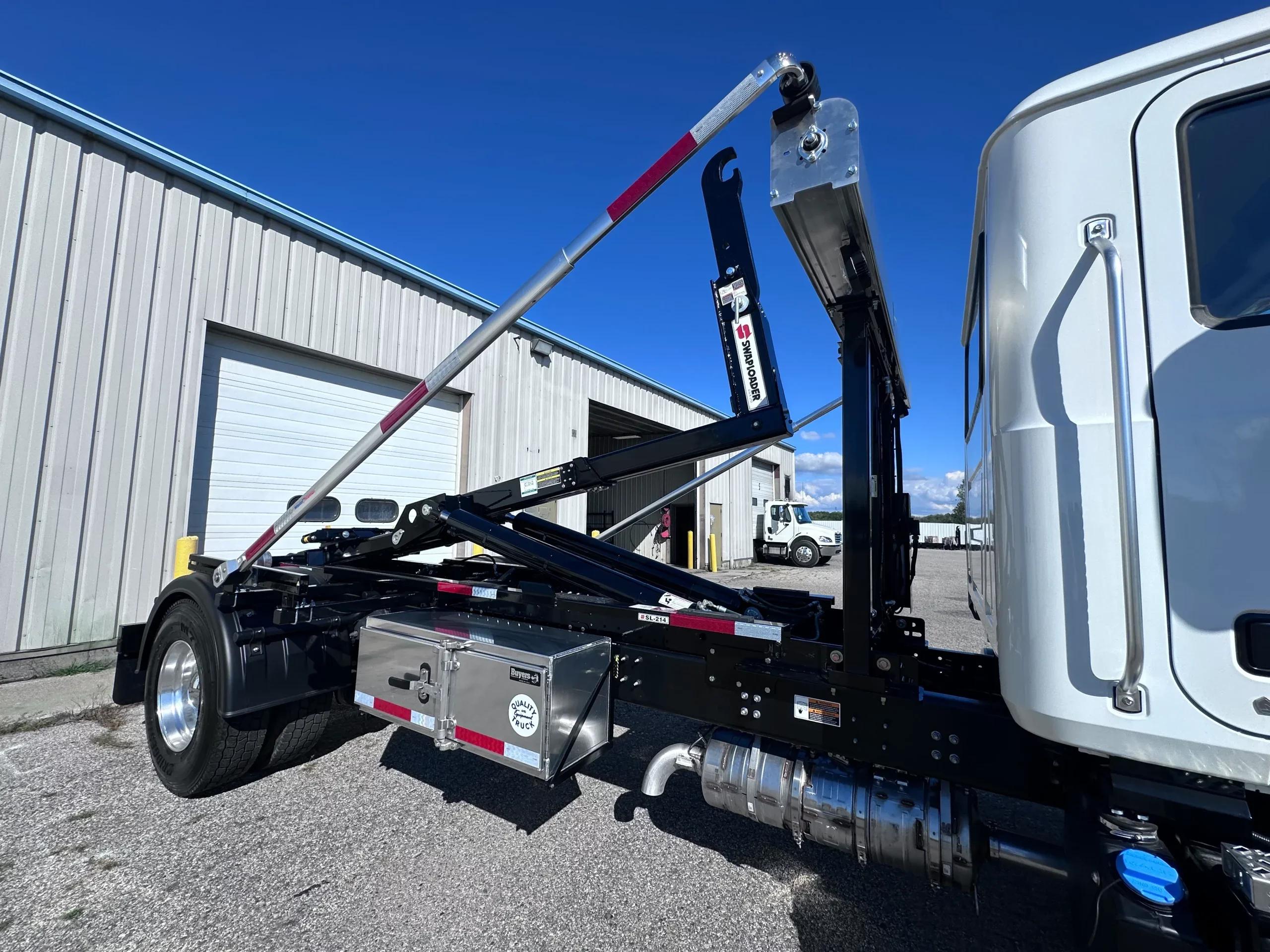 2025 Mack MD — photo 6