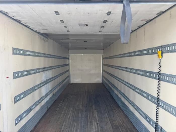 2020 Peterbilt 337 in Orlando, FL — photo 13