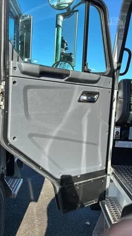 2024 Peterbilt 520 in Portland, OR — photo 23