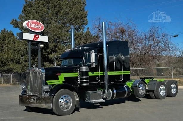 1999 Peterbilt 379