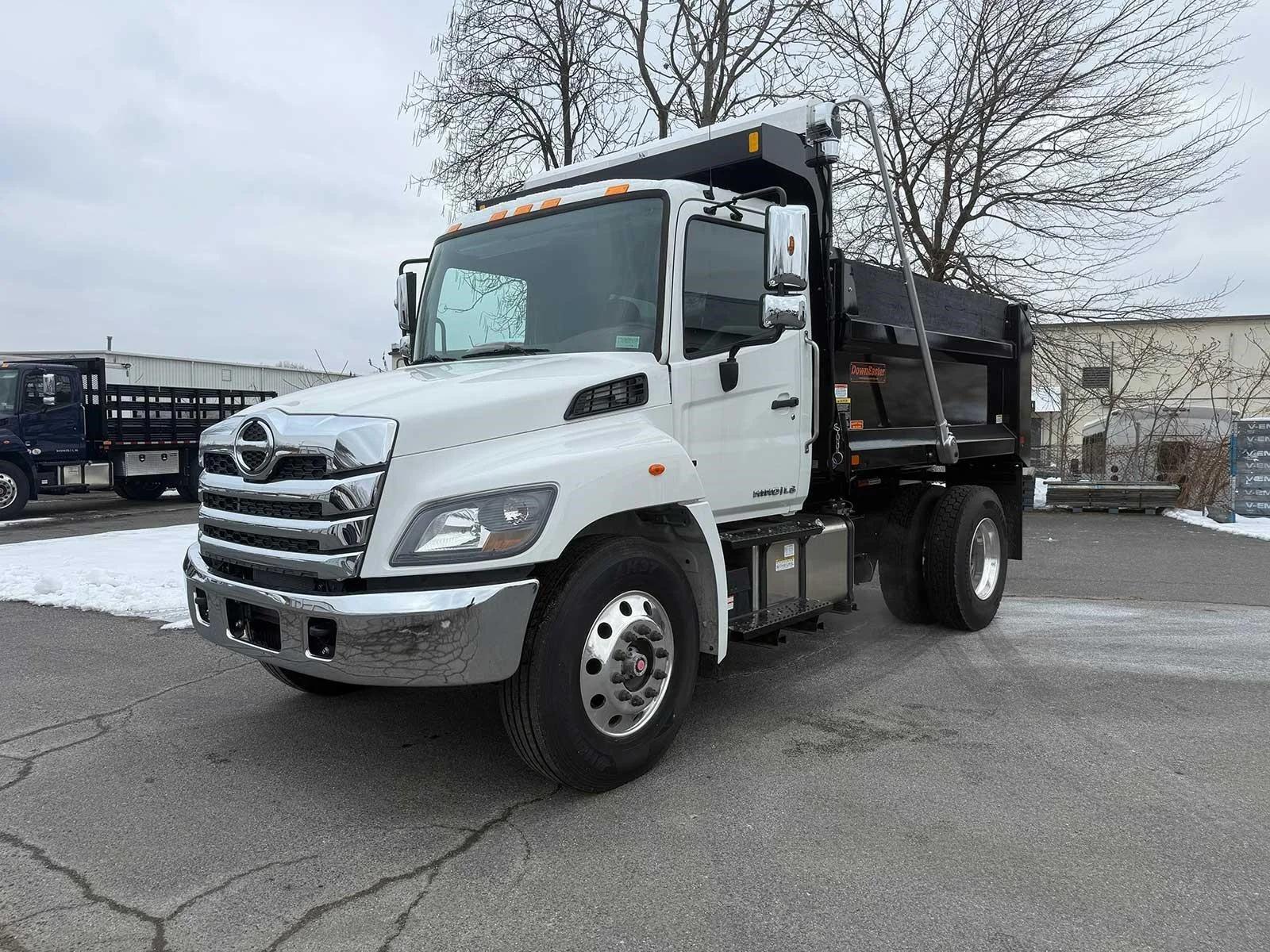 2025 Hino L6