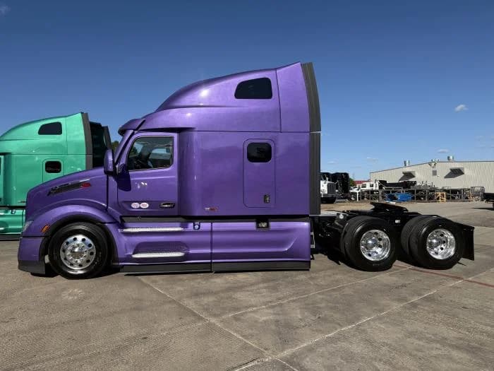 2026 Peterbilt 579 in Dallas, TX — photo 5