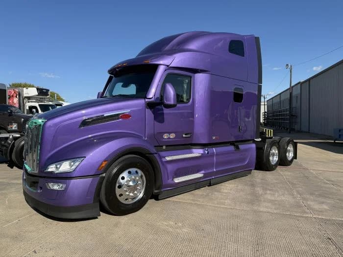 2026 Peterbilt 579 in Dallas, TX — photo 4