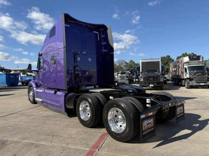 2026 Peterbilt 579 in Dallas, TX — photo 7