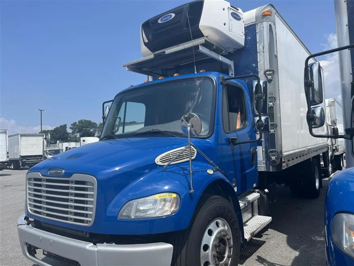 2018 Freightliner M2 106