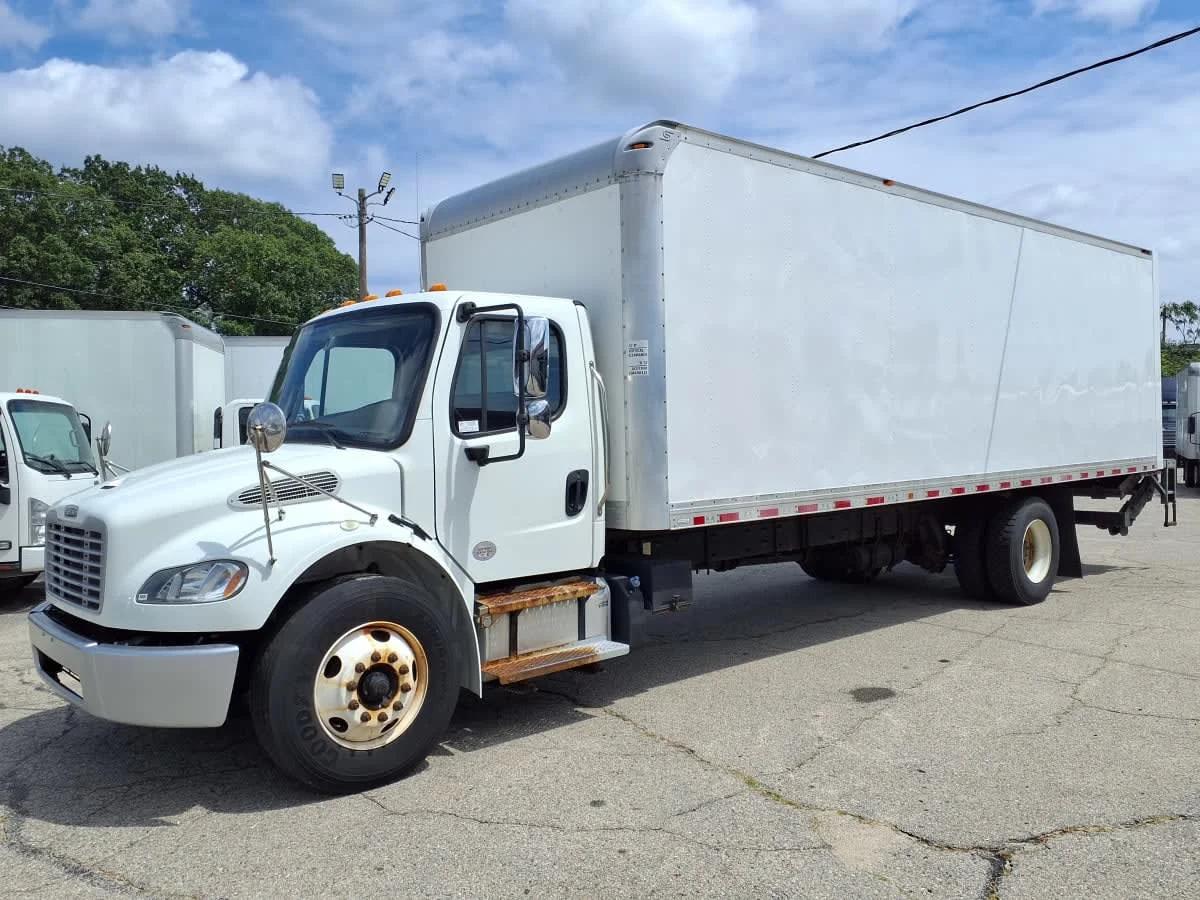 2019 Freightliner M2 106