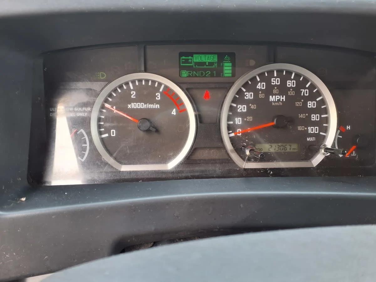2020 Isuzu NRR in Newark, NJ — photo 9