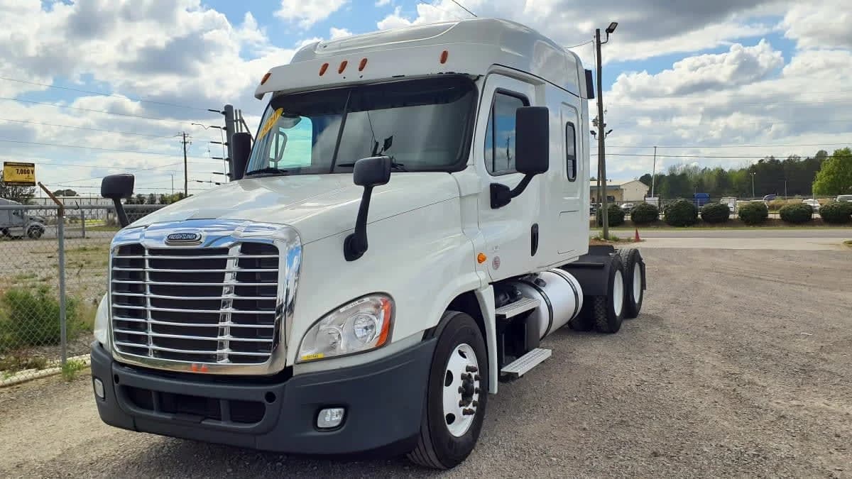 2020 Freightliner Cascadia