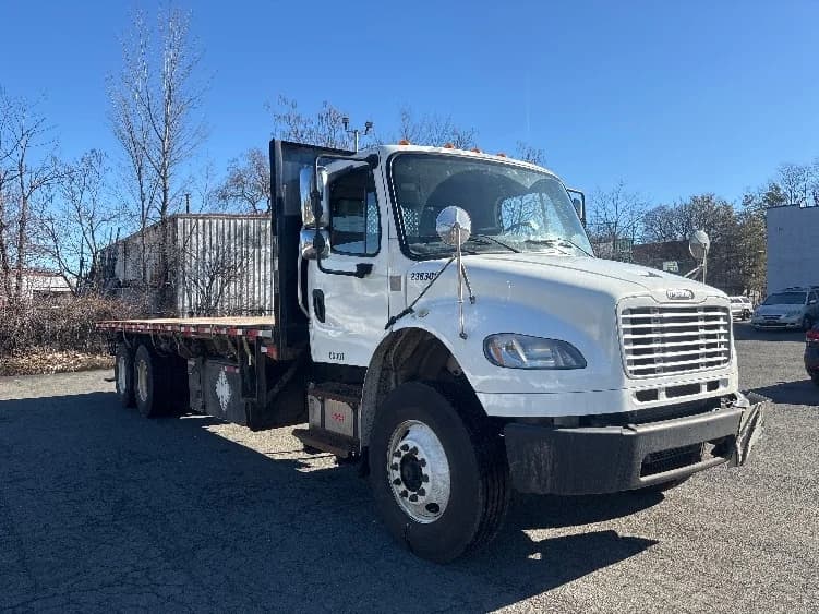 2019 Freightliner M2 106