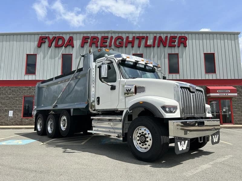 2025 Western Star 49X in Pittsburgh, PA — photo 16
