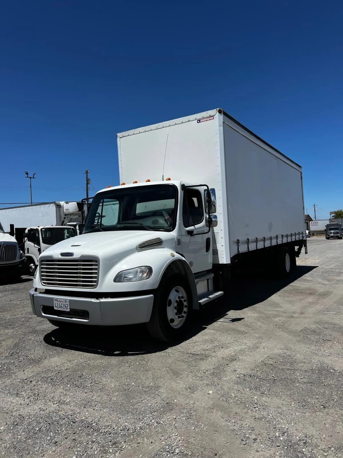 2018 Freightliner M2 106
