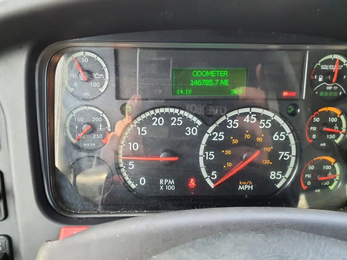 2020 Freightliner M2 106 in Springfield, MA — photo 10