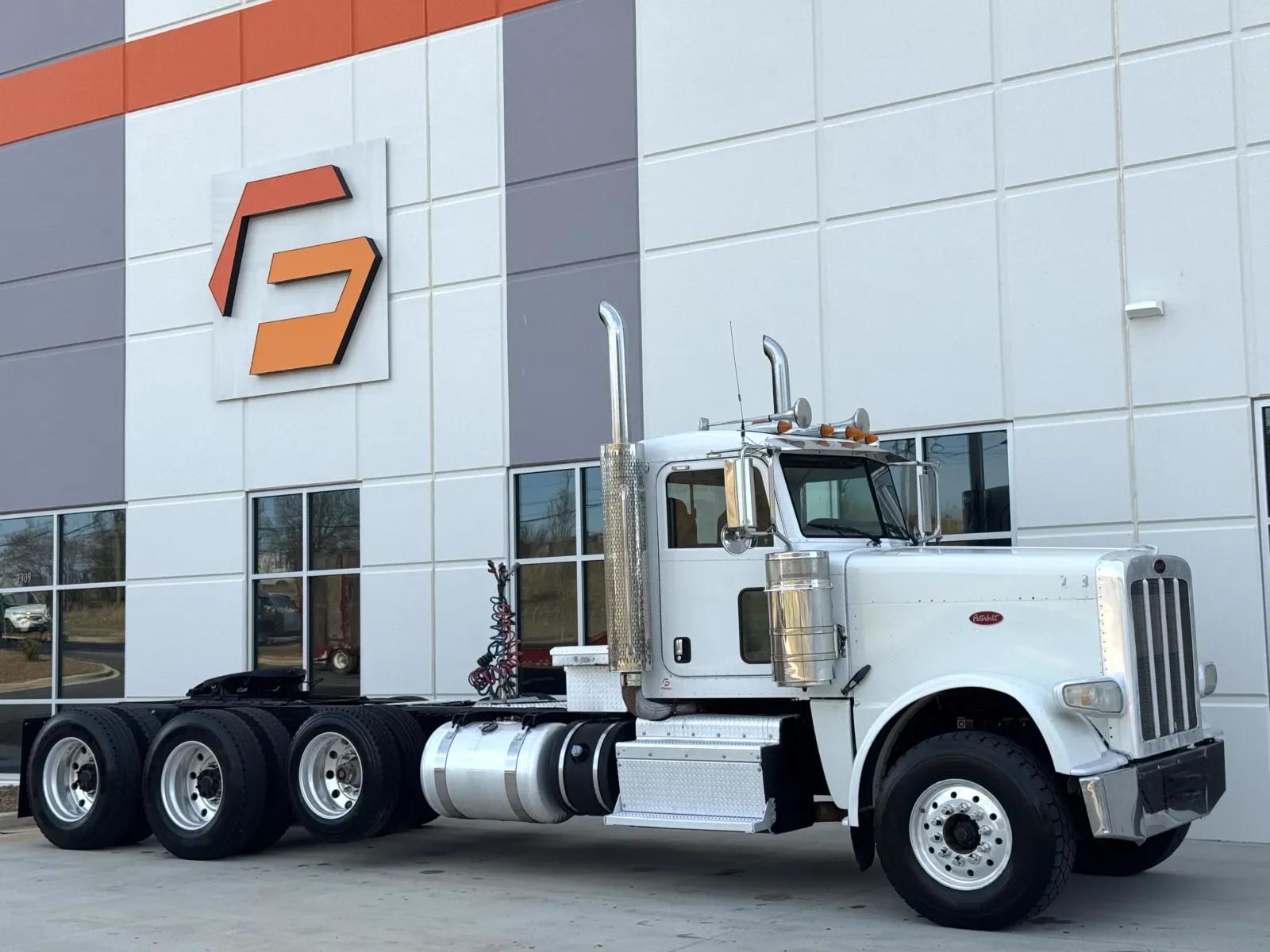 2011 Peterbilt 388