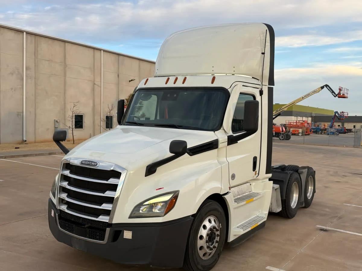 2022 Freightliner Cascadia