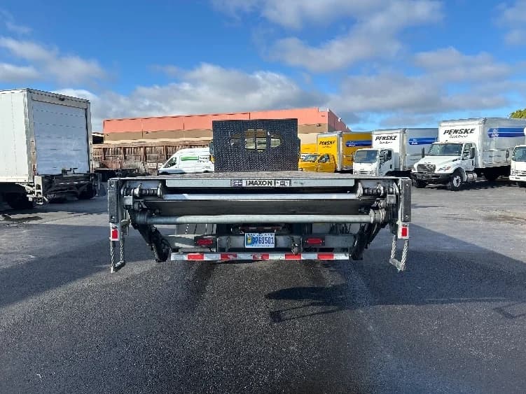 2020 Freightliner M2 106 in West Sacramento, CA — photo 7